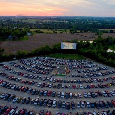 Holiday Auto Drive-In Theatre