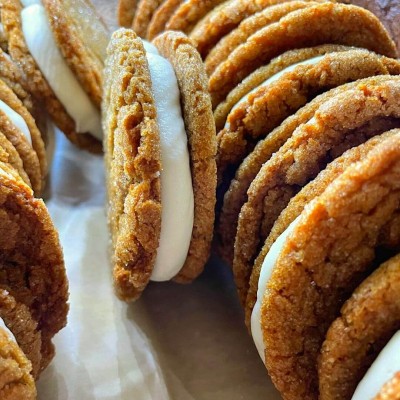 Chubby Bunny Bakery Cookie Sandwiches