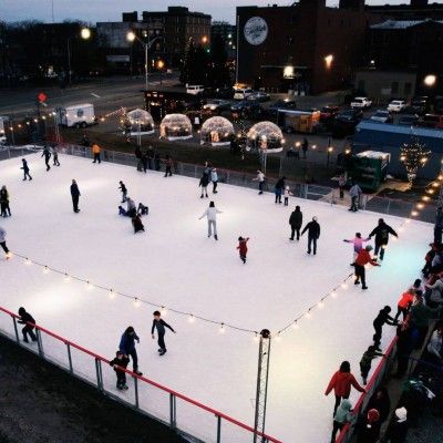 Holiday Whopla Ice Rink, Middletown Ohio