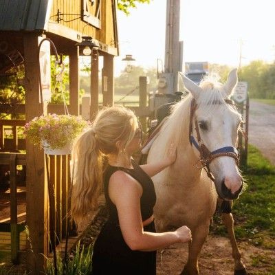 Nation Road Horse Rental, Oxford Ohio