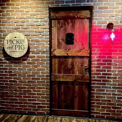 Pickle & Pig, Oxford Ohio
