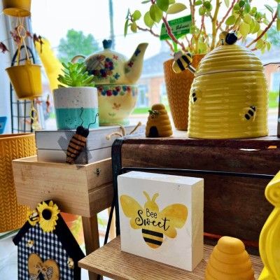The Healthy Bee, Monroe Ohio