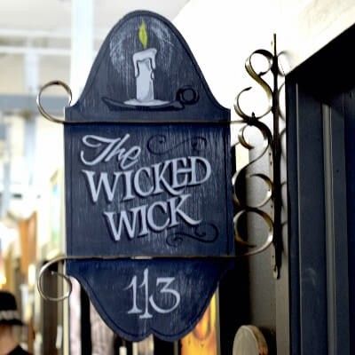 The Wicked Wick, Curiosity Shop