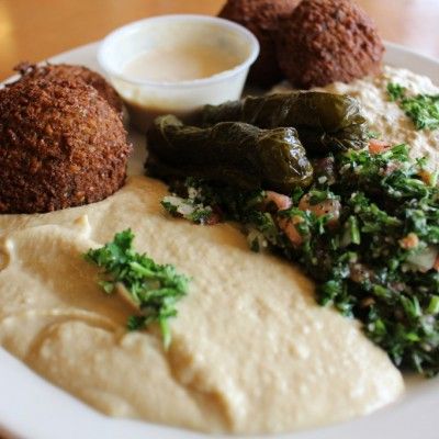 Aladdin's Eatery sampler