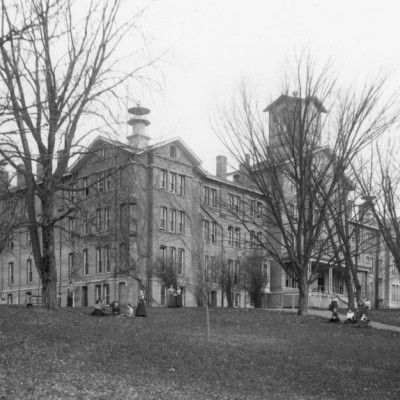 Image file PeabodyBW0_fb155a24-5056-a36a-0925e68ffeea1ccd.jpg