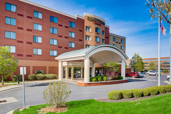 Image file CourtyardCincyNorthExteriorDaytime_1934120A-B4D1-C5D5-57C6E58EA0C67048-193410b3c63d302_19341886-c04e-e8aa-960c05237743e977.jpg