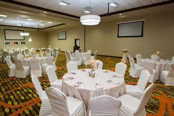 Image file Hilton-Garden-Inn-Banquet-bef14d5d5056a36_bef14e5a-5056-a36a-0941f2a0a015aeec.jpg