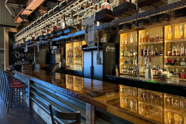 Image file Oscar-Station-Bar_28A694AC-5056-A36A-097E38E85B30A2C2-28a693ae5056a36_28a6951e-5056-a36a-0980245b48ebbf10.jpg