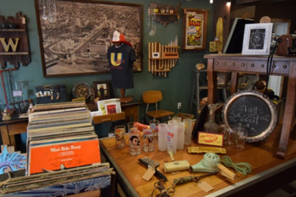 Image file Unsung-Salvage-Interior-b2905ce05056a36_b2905dc8-5056-a36a-090b06046af36c1f.jpg