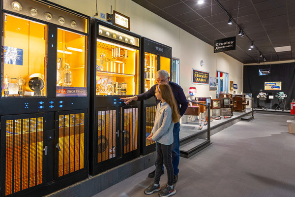 Image file VOAMuseum_18F15C6E-A5E0-F865-FD7A445009B66FB1-18f15ba0d25923e_18f1632a-d13f-b67e-08e3567ec5f9c2ad.jpg