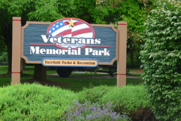 Image file Veterans-Memorial-Park-Sign_fab328c4-5056-a36a-094f77897389445d.jpg
