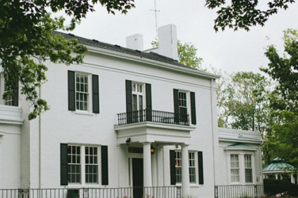 Image file Walden-Ponds-Clubhouse_fac90697-5056-a36a-09b05874327a86eb.jpg