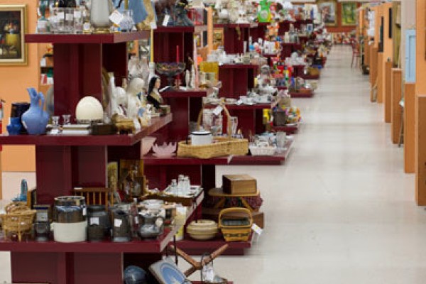 Image file West-Chester-Antique-Mall_faa813d0-5056-a36a-0919c48be9fea21d.jpg