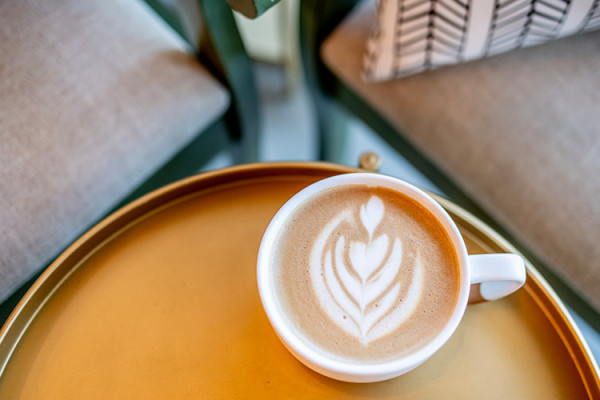 Image file charislatte_16F5594F-B331-72CA-26896379645E0998-16f55892c236f38_16f55f97-ec2c-f2f7-b409c108721d1750.jpg