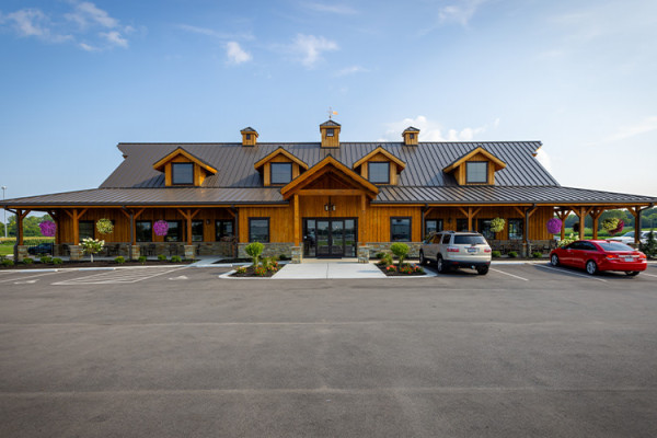 Image file garverfamilyfarmmarket_79AC26A8-B77B-9410-B6F5118209B03CC5-79ac25d8a653b4b_79ac3f39-aead-9d9e-9dc27be5a0bbdc23.jpg