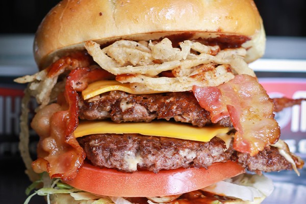 Image file madmikesburger_1E6B5CCB-5056-A36A-09B73D53E6F32C6D-1e6b5bd55056a36_1e6b63d0-5056-a36a-09ff4e350222583f.jpg