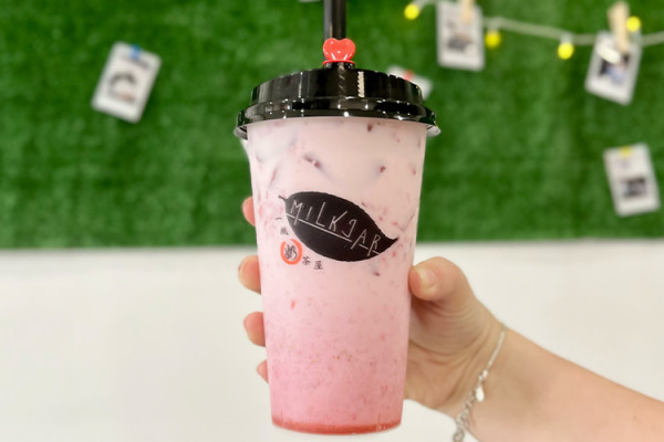 Image file milkjar_1063BF5B-D3E7-DCD1-32AF4D1F9ECF952C-1063be4ae4afb8e_1063c5bb-adff-f73d-03e1865379a1f051.jpg