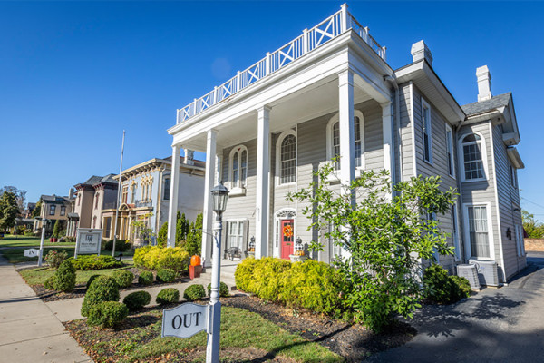 Image file southmainhistoricdistrict_17588787-F7CF-B613-3A13D4C5FEABF04E-17588686c96de51_17588e79-9c28-4274-3c407c5cffc0db7b.jpg