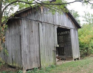 Image file Antenen-Nature-Preserve-Barn_fabc53b4-5056-a36a-0954289fd274007a.jpg