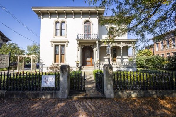 Image file BA4A0258-21-_F325C4F0-C84F-F255-ABC160EDD1B1290C-f325b4a2d2450f8_f32658c8-a4af-318c-56ad3bc41ce24258.jpg