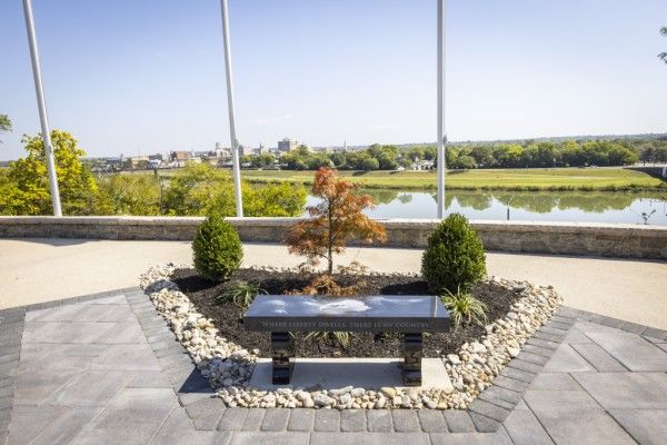 Image file BA4A0448_B5FA4C38-0589-9740-168EE8EDE3BBB653-b5fa3983f599de3_b5fab8d6-bdca-0f45-6903ec855bc46de3.jpg