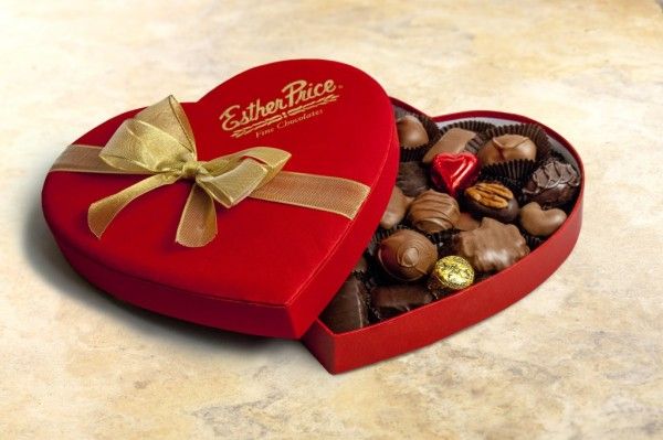 Image file Heart-Box-of-Chocolates-Resized-20ebeb6b5056a36_20ebecdc-5056-a36a-09010533dd65785b.jpg