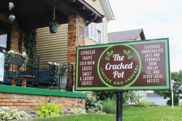 Image file The-Cracked-Pot-Sign_BE365BC6-5056-A36A-09734BB694366B54-be3659a55056a36_be366503-5056-a36a-0998d8ae52a2f623.jpg