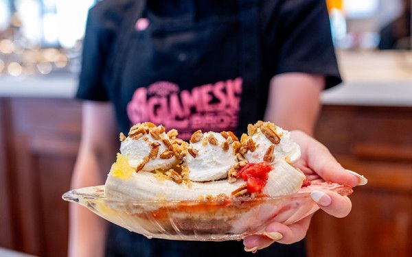 Image file aglamesissundae_E1E3AEF3-E205-2101-7E3EAE2D27C220FB-e1e3abb7069f2b3_e1e3ca09-9c10-4bdf-acb2fc37e8638396.jpg