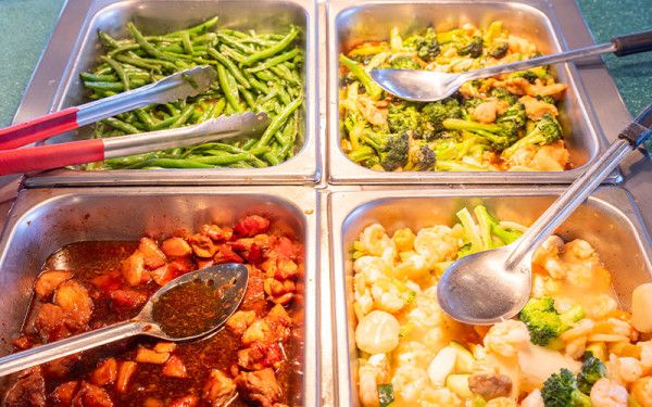 Image file beesbuffet_14A67F24-F09D-B443-32A18998D239D34F-14a67dbdcf06933_14a686de-0641-3e05-ff31caff80445d88.jpg