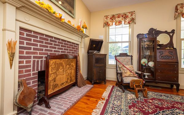 Image file chickahominyhouseinmonroe_E279B410-D1A2-E88F-077C481C68E333A6-e279b1cbbce4007_e279be23-dc53-02db-8d2d3b287f45f576.jpg