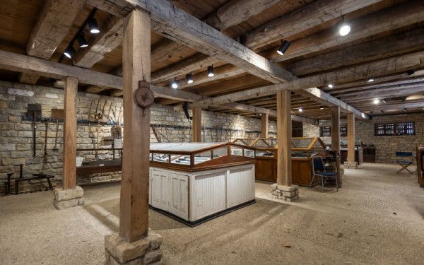 Image file huestonwoodsfarmstead_13CFF1F8-EB1D-85C8-4F2FAF0BBBB55FC5-13cff119ff05425_13cff8d4-0b23-187b-4f08d64c7d7ddfdb.jpg