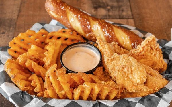 Image file oxvegaschickensophomorebox_47776DC6-B6E5-5102-4648BCC26EF181DD-47776ce7e312ae2_47777458-ecab-7474-c5cbbee3dbef12b3.jpg