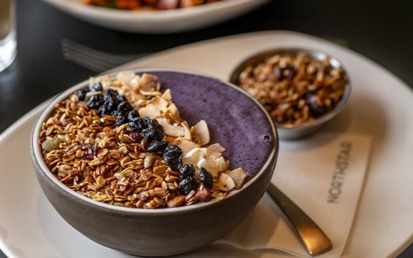 Image file smoothiebowlnorthstar_8BDBABA3-EA02-B49A-9D430040DA2FD068-8bdbaa1d0a028bc_8bdbb227-0ac1-df9f-2099912889f9b46b.jpg