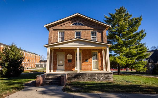 Image file westerncollegeforwomen_1943F48E-A1A6-A56E-3D4510B3AD714B4D-1943f39801448c7_1943fb78-c4f2-165e-ae66d0c3a54e647e.jpg