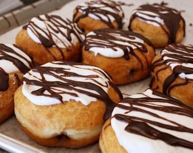 Image file zebramiltonsdonuts0_faf27214-5056-a36a-0949dee03b0e1f82.jpg