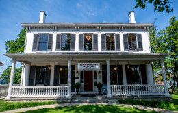 Image file uptownoxford_18202972-D054-ABD0-6A3757A896076805-18202848a520c11_182030ef-b4f2-308d-2f75331ff261b17a.jpg