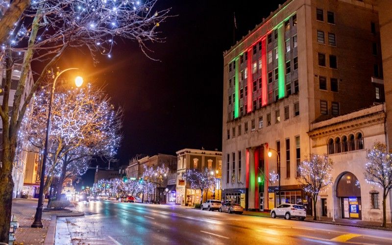 Holly Jolly Hamilton