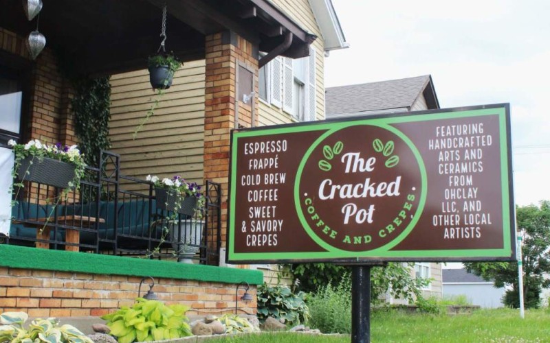 Image file The-Cracked-Pot-Sign_BE365BC6-5056-A36A-09734BB694366B54-be3659a55056a36_be366503-5056-a36a-0998d8ae52a2f623.jpg