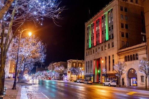 Holly Jolly Hamilton