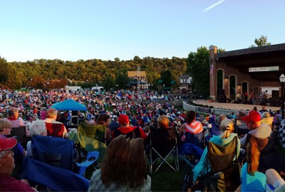 Content image Image file groovinonthegreen.jpg